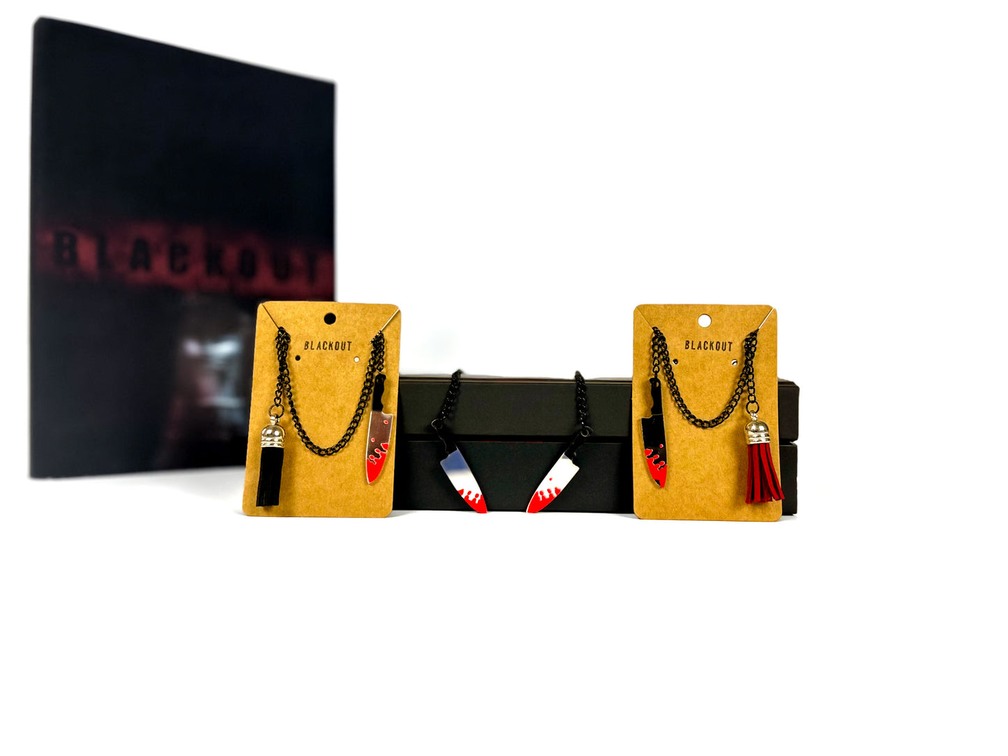 ๐ช Blackout Bloodied Knife Book Charm
